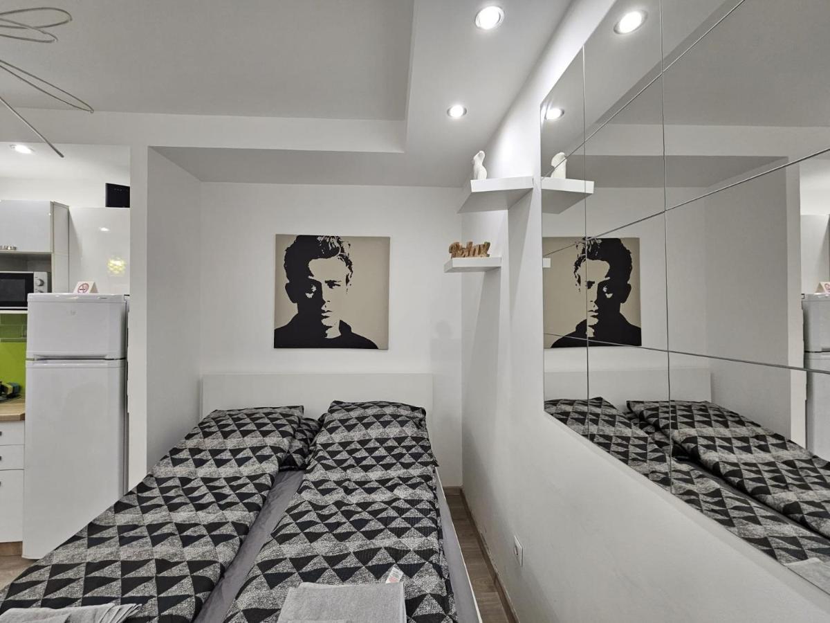 Smart Studio In The Heart Of Budapest Eksteriør billede